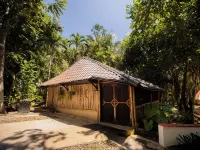 Falling Leaves Lodge โรงแรมในซานอิกนาซิโอ