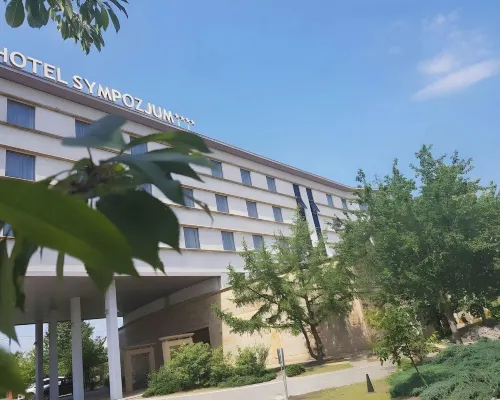 Zakrzowek Residence Hotels near Zakopianka Shopping Centre