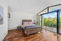 Spacious & Serene! 3Bed/2Bath/2+Cars ~ House - อ่างจากุชชี่