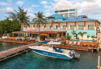Bartolome Oceanfront Suites - 2-Sterne