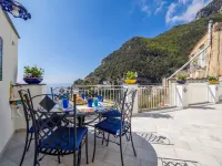 Blue Waves - de Vivo Realty Positano - مطابخ