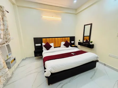 Hotel Aryanandan - Near Ram Mandir - balcony