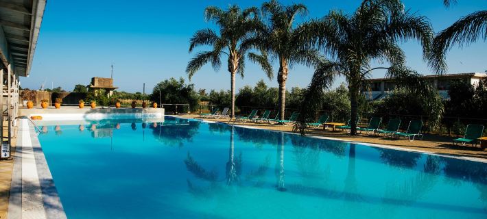 Zoe Seaside Resort Hotels in Messenia