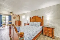 1 Mi to Table Rock Lake! Home w/ Water Views - Alojamientos