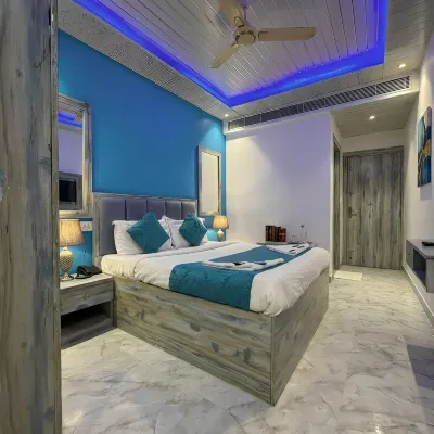7AM By Glitz Hotels Отели рядом с достопримечательностью «Пляж Версова»