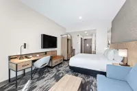 Sandman Signature Dallas Las Colinas Hotel & Suites - Kolam Renang