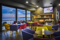 Boutique & Design Hotel Navis - bar