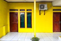 RedDoorz at Penginapan Riansah Ujunggenteng Sukabumi - Wifi