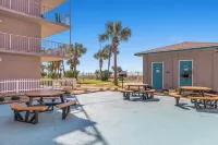 Summit Beach Resort by Panhandle Getaways - Nouto- ja jättöpalvelut