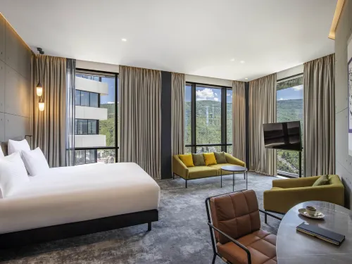 Pullman Tbilisi Axis Towers - spa