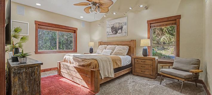 Magic 5BR Cabin • Hot Tub • Game Room • McCall Hotels in McCall