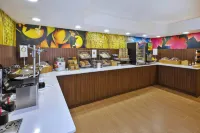Fairfield Inn & Suites Herndon Reston - Desayuno