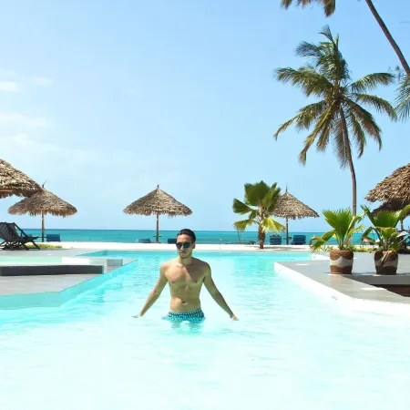 Smiles Beach Hotel