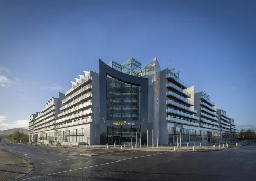 Maldron Hotel Tallaght - ที่มีสระว่ายน้ำ