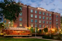 Hampton Inn & Suites Tampa/Ybor City/Downtown - 2-Star