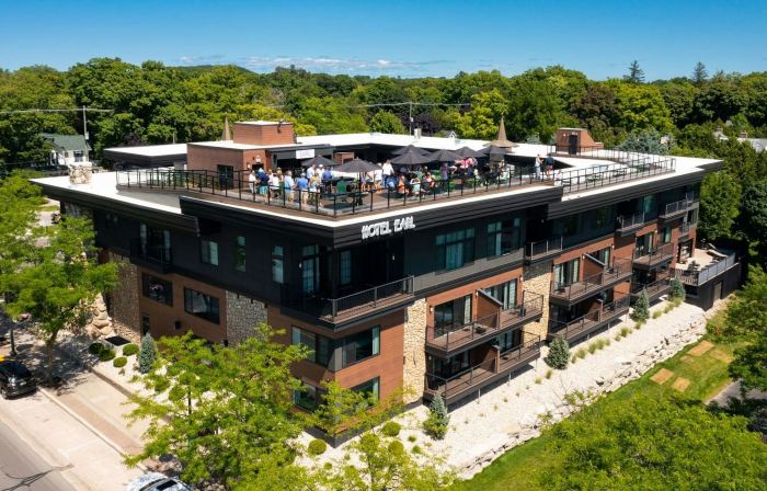 The Earl in Charlevoix