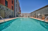 Hampton Inn & Suites Scottsdale at Talking Stick - con vistas a la montaña