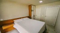Apto em Resort com Acesso Praia do Coqueiro - Apartemen