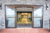 Hampton Inn & Suites Dublin - Pools