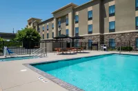 Hampton Inn Turlock - Pools