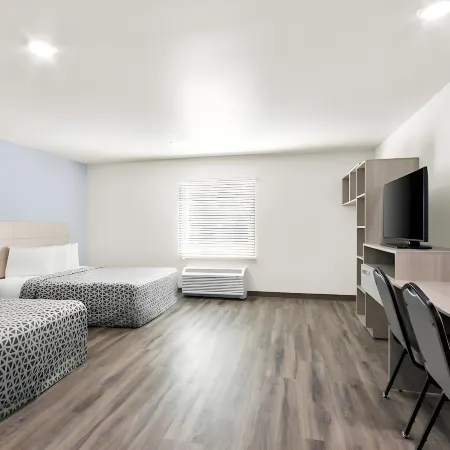 WoodSpring Suites Chandler Phoenix Medical Center