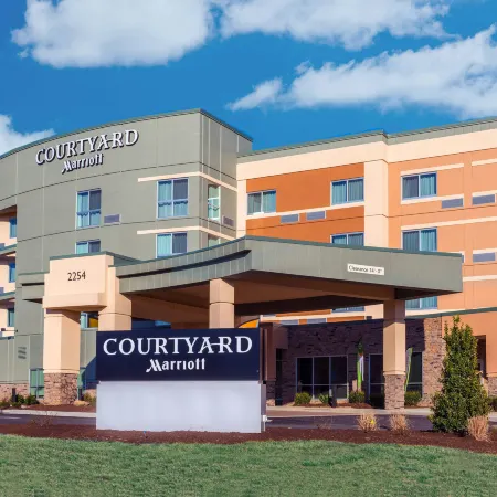 Courtyard Somerset