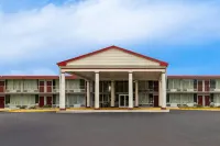 Red Roof Inn & Suites Cave City - Motels