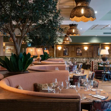 Potters Heron Hotel