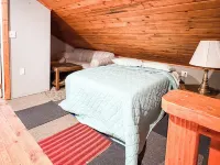 Ricks Mountain Retreat - balcony