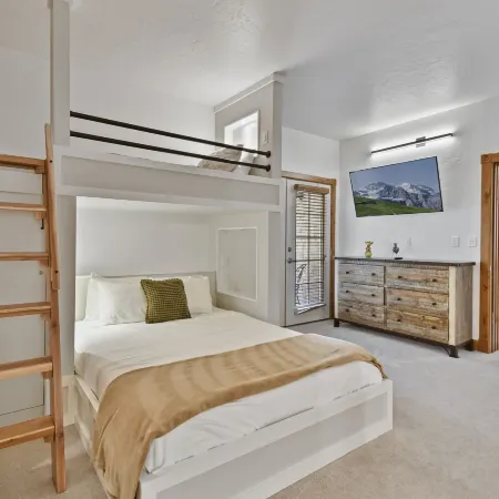 One-Bedroom Villa
