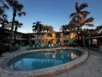Naples Inn & Docks - 2 stjerner