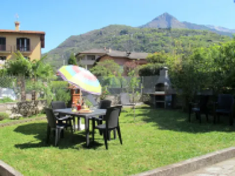 Casa Savina Hotels in Dervio