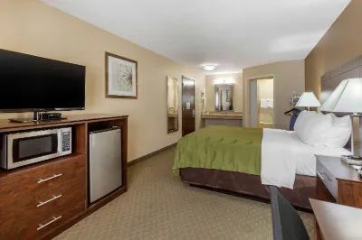 Quality Inn Hotels in Ontario