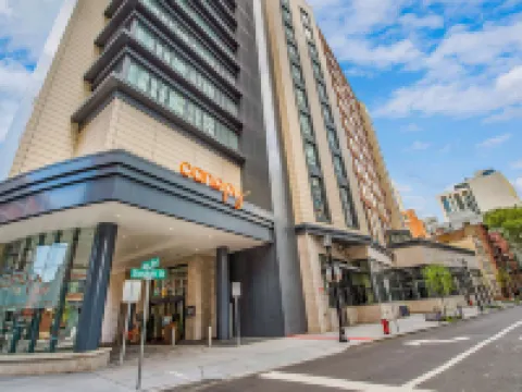 キャノピー バイ ヒルトン ジャージー シティ アーツ ディストリクト ジャージー・シティーのホテル