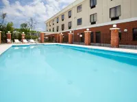 Holiday Inn Express & Suites GREENSBORO-EAST by IHG Hotels near Fainting Goat Spirits