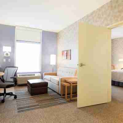 Home2 Suites by Hilton Midland Rooms