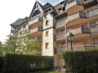 Le Fairway Hotels in Tourgéville