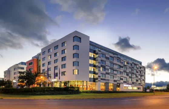 法蘭克福埃施伯恩黑弗曼公園美居酒店