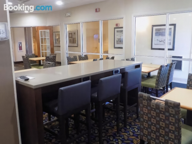 Country Inn & Suites by Radisson, Evansville, IN