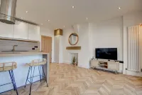 Host & Stay | Abbey Hus