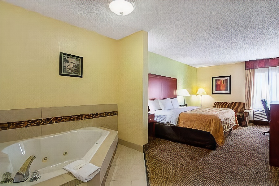 Quality Inn & Suites