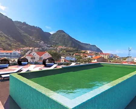 Aqua Natura Bay Hotels in Porto Moniz