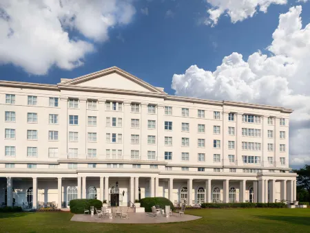 Hilton Atlanta/Marietta Hotel & Conference Center Отели в г. Мариетта