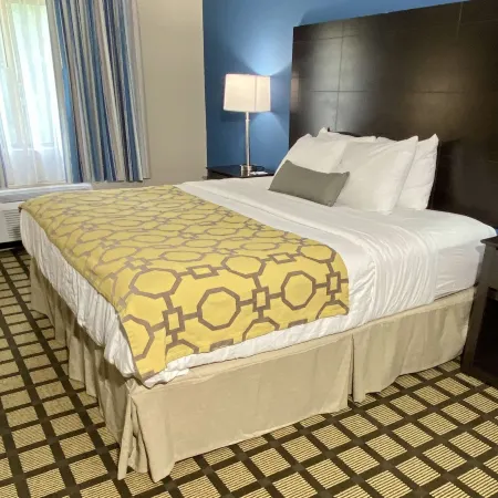 Baymont by Wyndham Latham Albany Airport