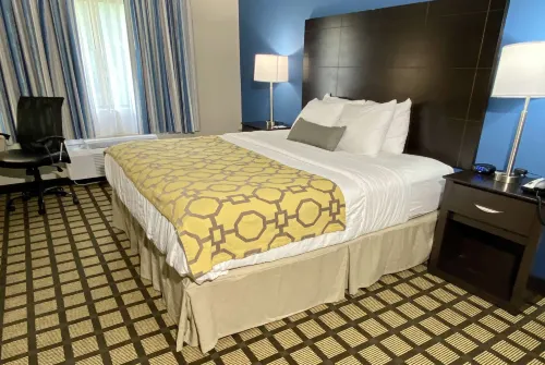 Baymont by Wyndham Latham Albany Airport