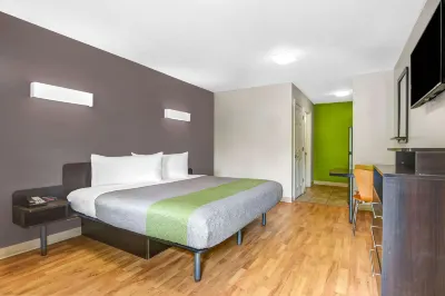 Studio 6 Atlanta, GA - Chamblee Hotels near T.J. Maxx