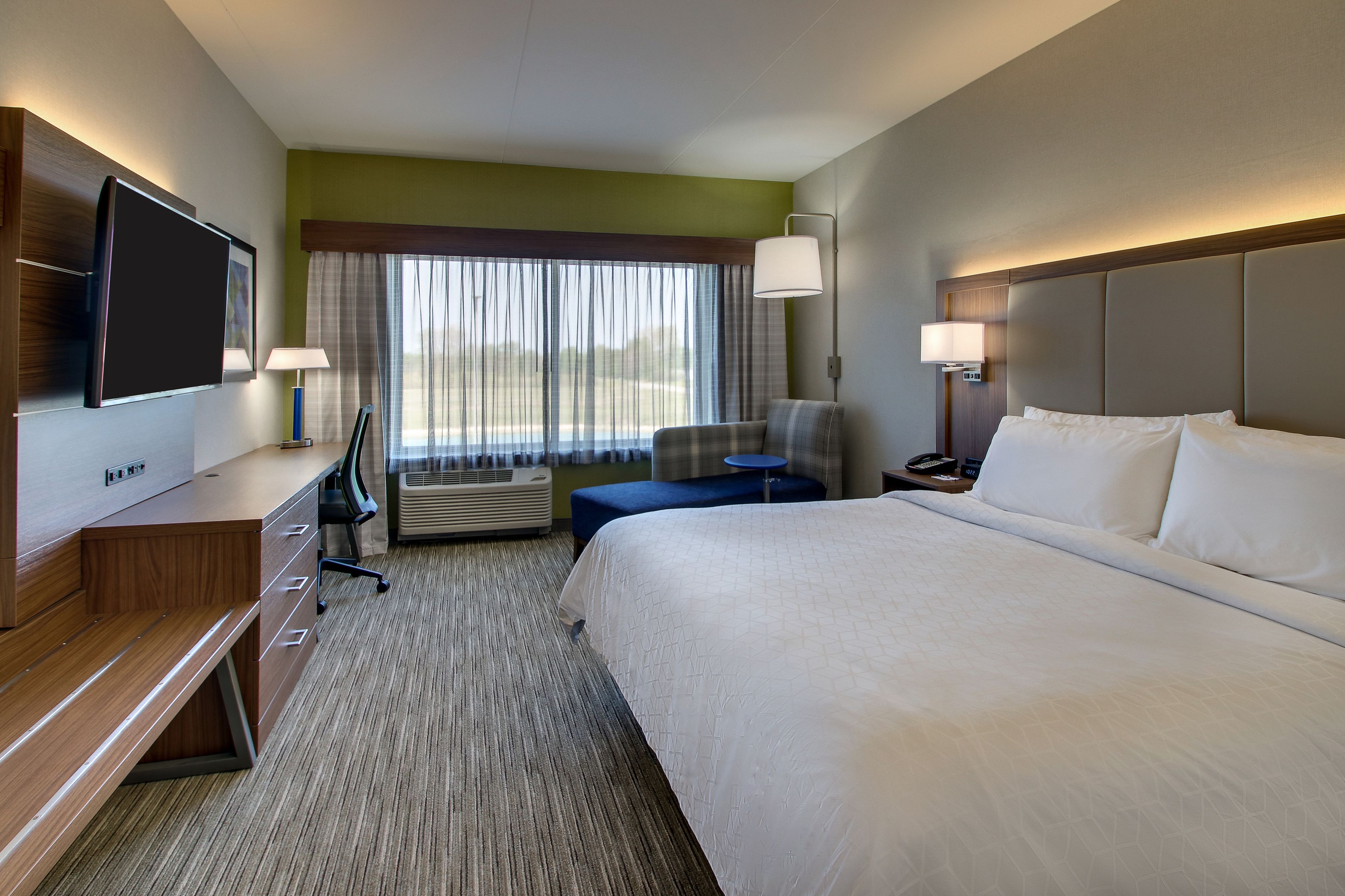 Holiday Inn Express & Suites Findlay North, an Ihg Hotel