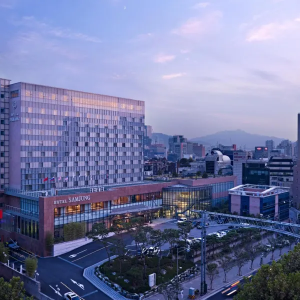 잠수교 축제 근처 평점 8점 이상 서울 숙소