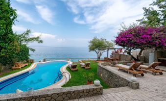 Corfu Beachfront Villa Benele