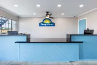 Days Inn by Wyndham Red Bluff - Motels